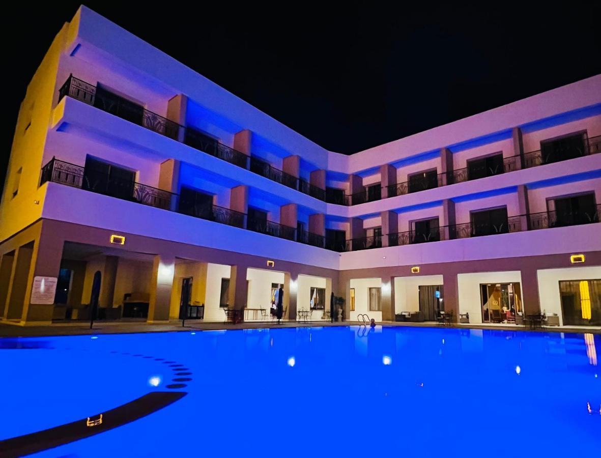 Z Hotel 4*